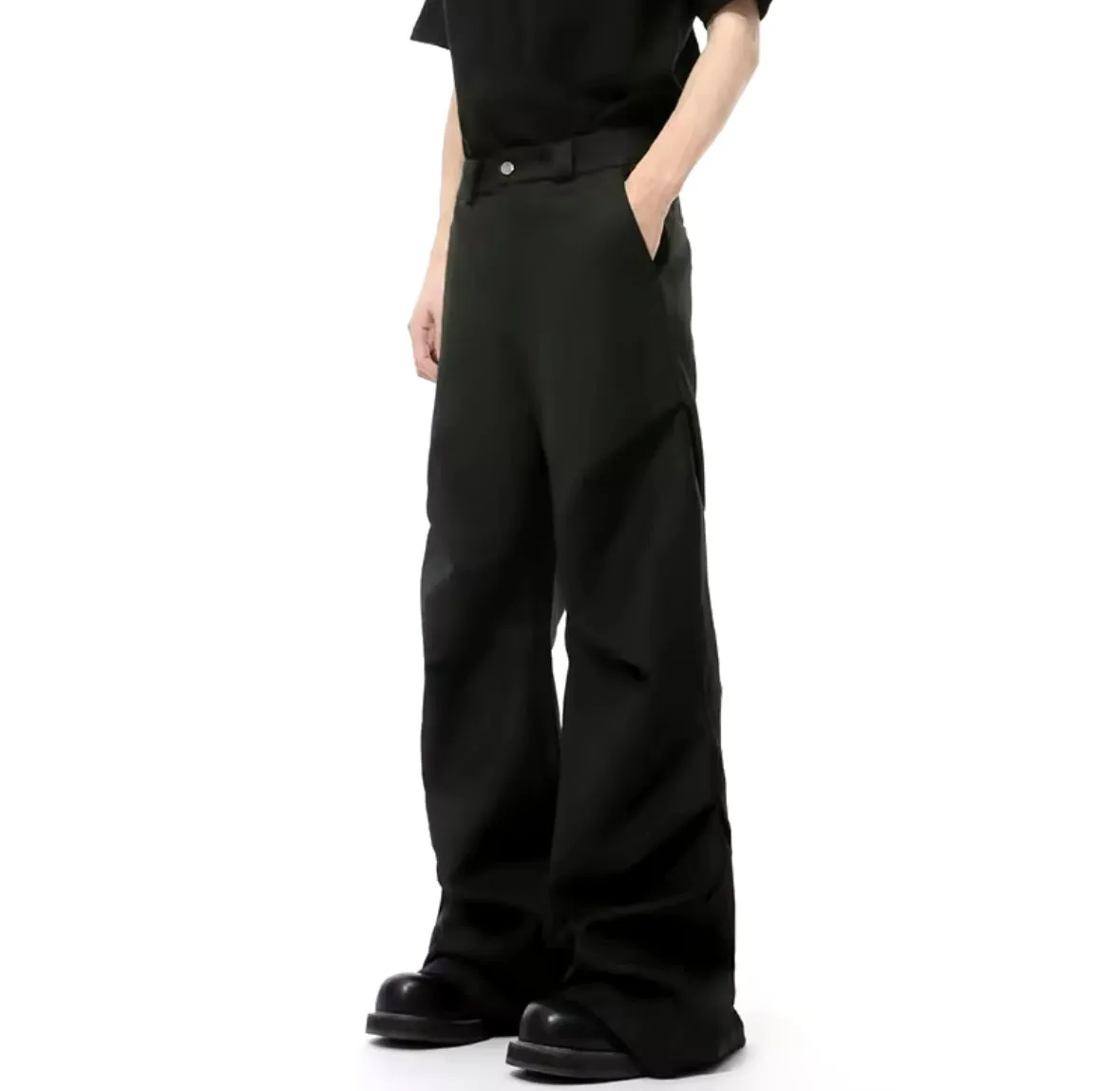 Black Pleated Baggy Trousers